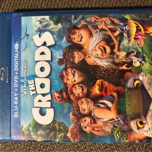 DreamWorks The Croods Blu-ray Case with Vibrant Blue and Multicolor Artwork